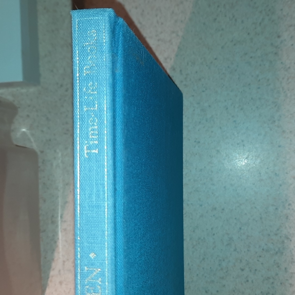 Book - Picture 5 of 6